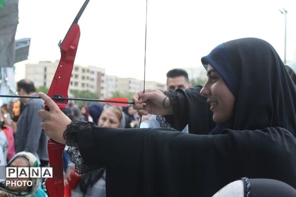 جشن «قرار کودکی» در پارک مادر و کودک کرج 