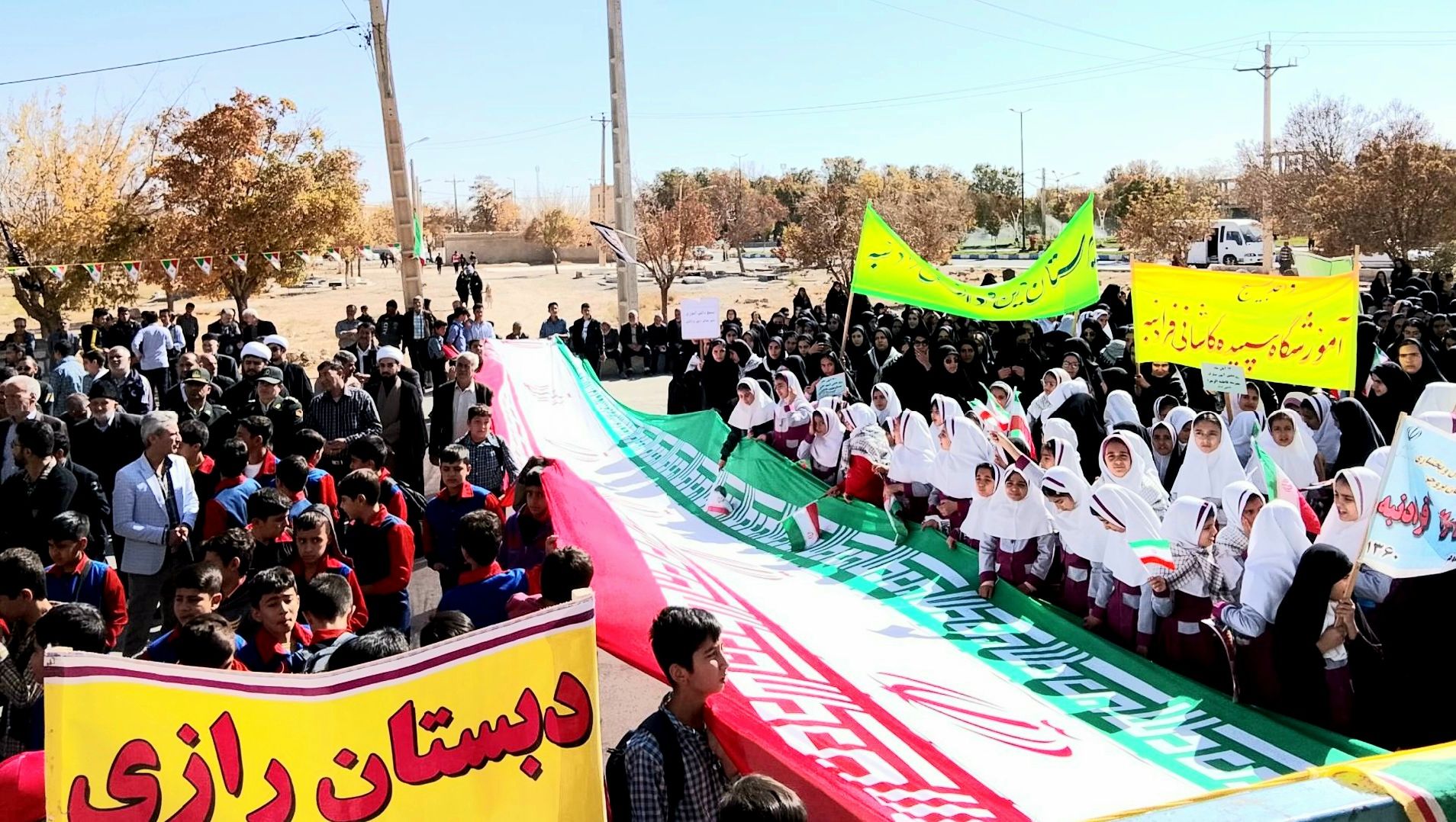 روایت تصویری خروش ملت دهه هشتادی