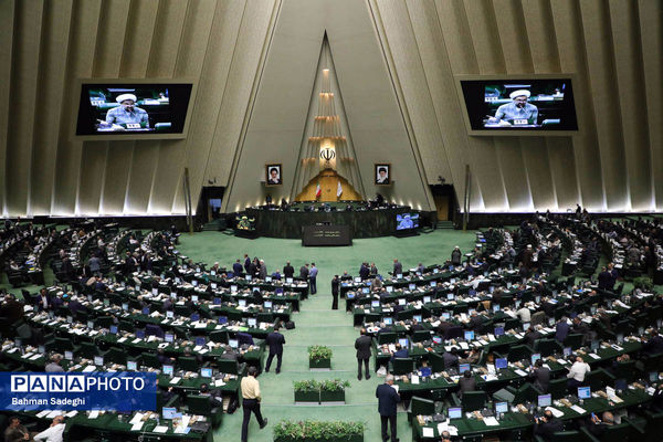 صحن علنی مجلس آغاز شد/ بررسی عملکرد دولت در اجرای برنامه هفتم‌ در دستور کار مجلس