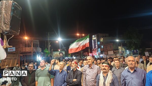 اجتماع بزرگ مردم شهرستان کوهدشت در صدمین شب