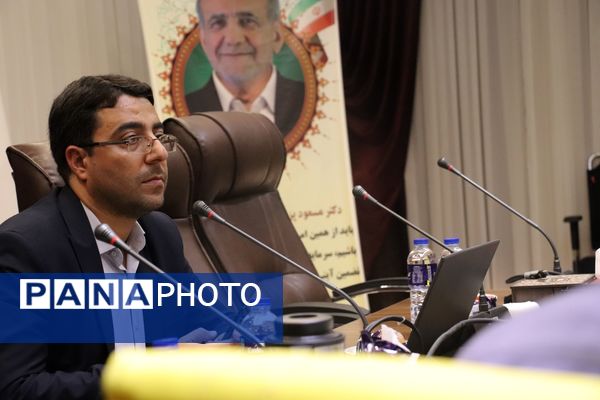 اختتامیه سیزدهمین جشنواره تجارب برتر تربیتی و یازدهمین جشنواره الگوهای تدریس برتر درس تفکر و سبک زندگی آذربایجان شرقی