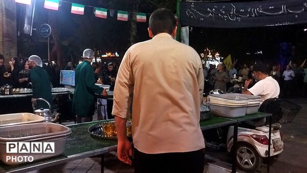 چایخانه فاطمه الزهرا در نود و نهمین شب از اجتماعات مردمی 