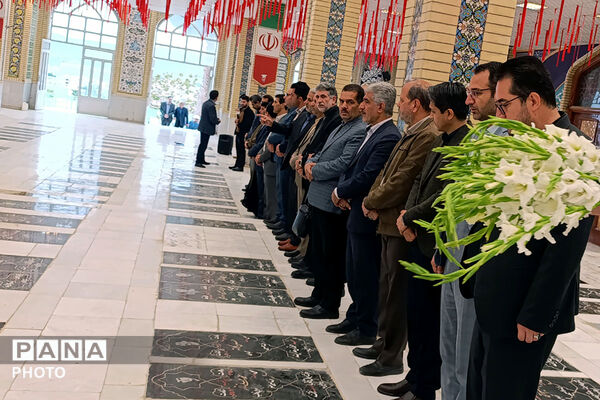 گلباران مزار شهدای معلم در بجنورد