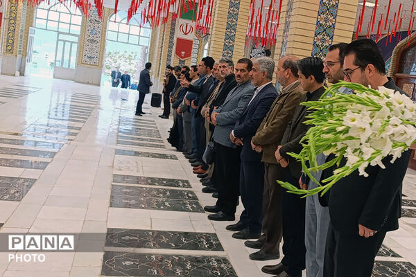 گلباران مزار شهدای معلم در بجنورد