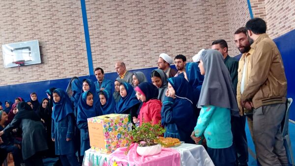 آیین جشن عاطفه‌ها در دبستان ایلیایی ناحیه 2 کرج و شهرستان فردیس