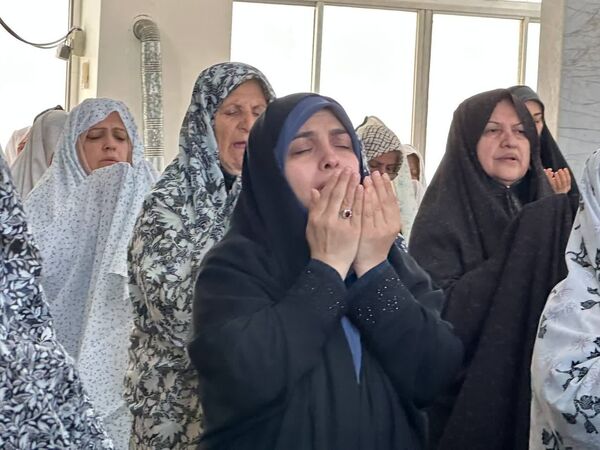 شکوه بندگی در نماز عید فطر گلوگاه