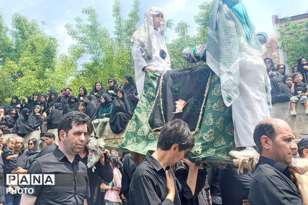 نمایی از عاشورا حسینی در روستا رویین