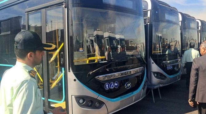 ترخیص اولین سری از صد‌ها دستگاه تاکسی، واگن قطار و اتوبوس برقی شهرداری تهران 