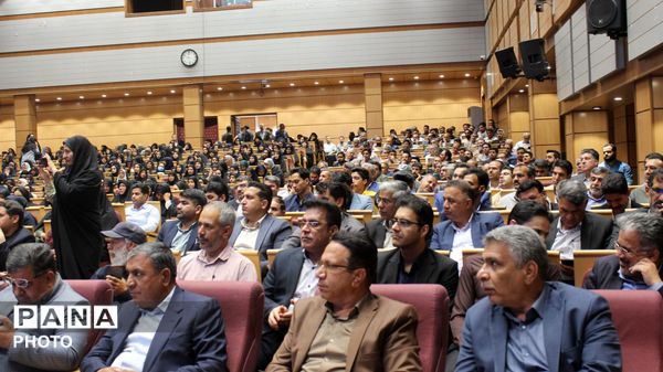 گرامیداشت هفته معلم در دانشگاه فرهنگیان کرمان 