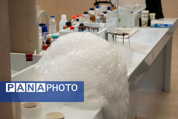 کارگاه استانی"طراحی آزمایش‌های جذاب و کاربردی" ویژه دبیران شیمی 