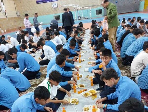اردوی تمشک پسران شهرستان‌های جنوبی استان بوشهر در کنگان