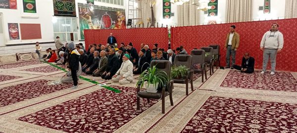 نماز جماعت در شب میلاد حضرت علی(ع) در خلیل آباد