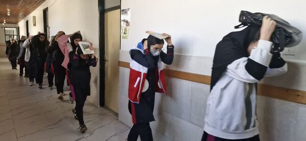 هفته پدافند غیر عامل و بسیج دانش‌آموزی در محمودآباد 