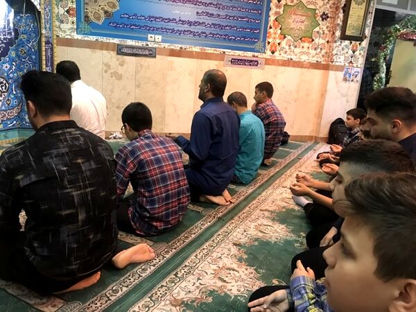 آغاز سال تحصیلی در مدرسه شهدای مدافع حرم با حضور مسئولان، جشن و کلاس توجیهی