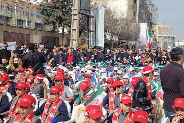 راهپیمایی ۲۲ بهمن، آینه تمام‌نمای همبستگی ملی