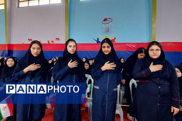 افتتاحیه المپیاد ورزشی درون مدرسه‌ای در منطقه کهریزک 