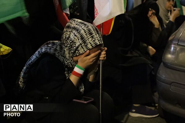 شب پنجاه و هشتم تجمعات مردم کرج در پی فرمان رهبر انقلاب 