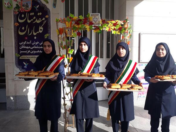 طلوعی تازه برای دانش‌آموزان دبیرستان مصلی نژاد حضرت زهرا در اول مهر