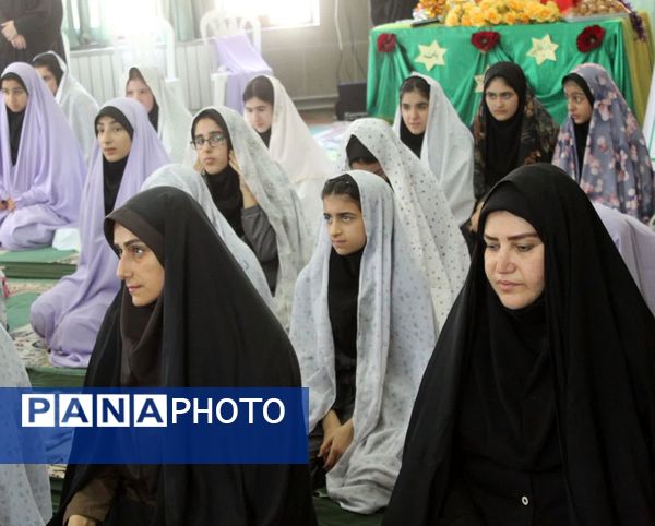 شمیم عطر نماز در مدارس گلوگاه 