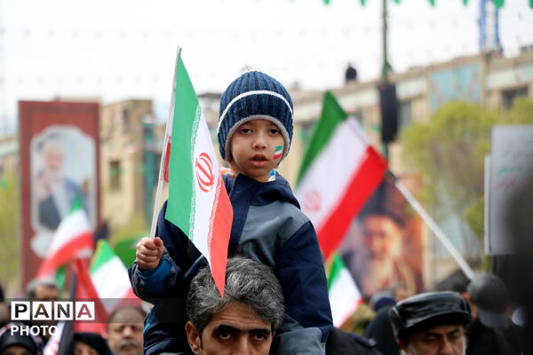 نسل جدید، پای آرمان‌های انقلاب 