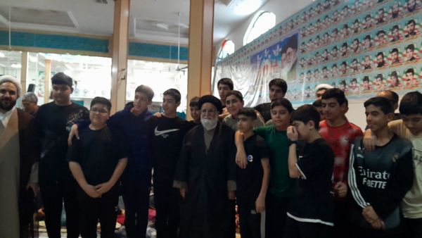 بازدید مسئولین شهرستان از اعتکاف دانش‌آموزی 