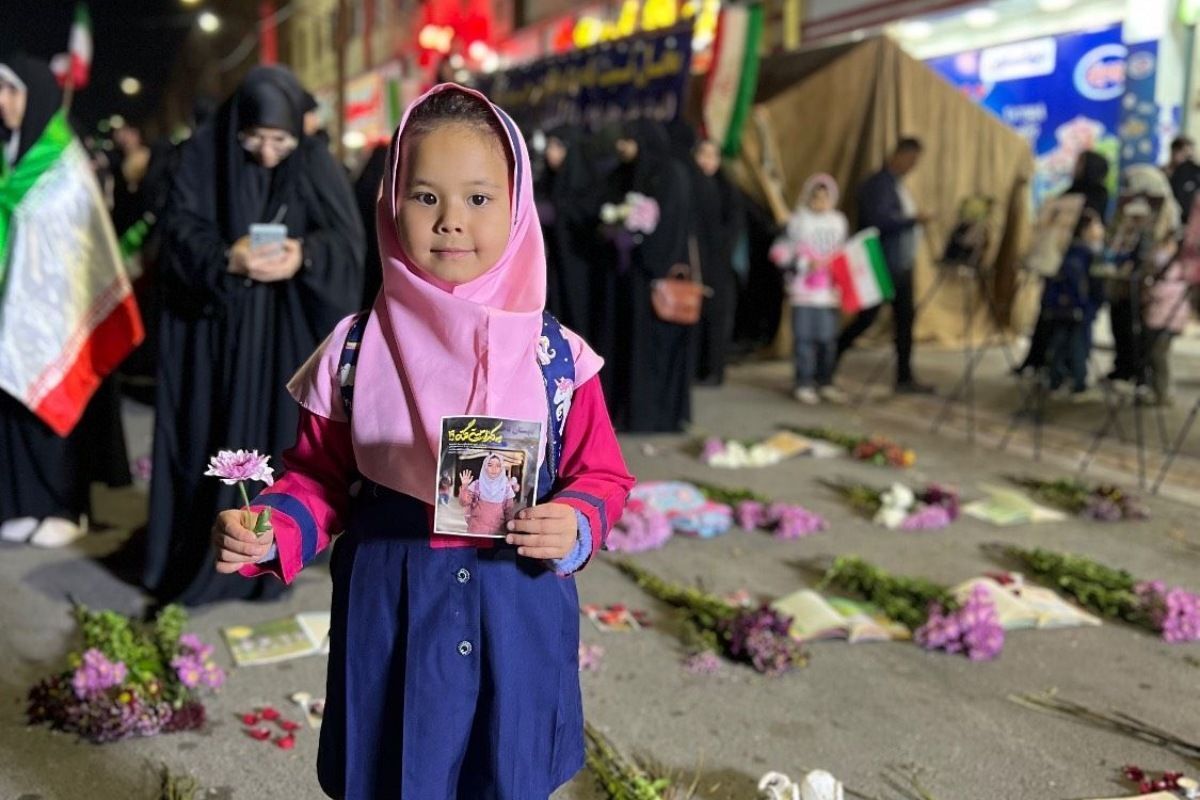 اجتماع با شکوه شهرستان ملارد در چهلم شهدای میناب