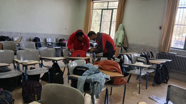 برگزاری مانور سراسری زلزله و ایمنی در مدرسه شهید دهقان 