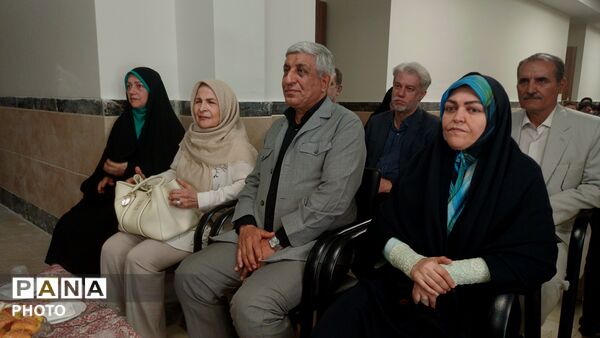 بازدید از مدرسه مشارکتی زنده‌یاد مریم باقری در منطقه ۱۶ تهران