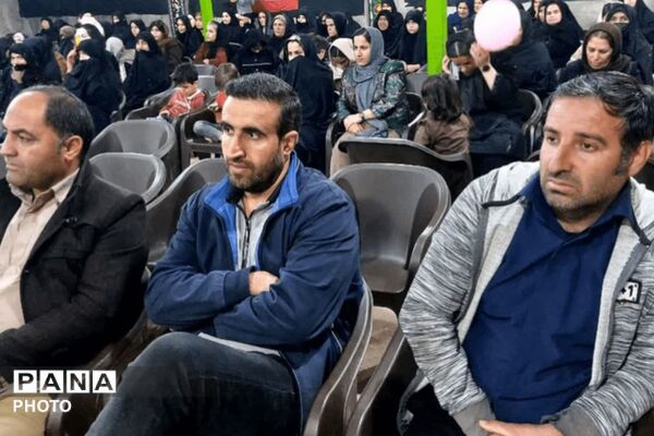 بیعت مردم روستای قلعه‌جلو با رهبر معظم انقلاب