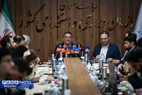 نشست خبری رئیس سازمان اداری و استخدامی کشور