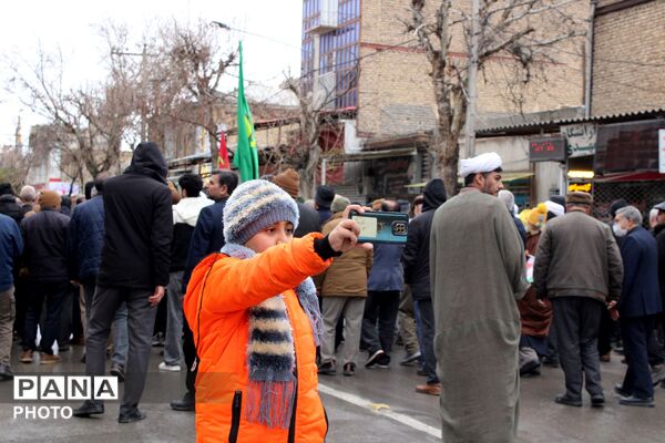  جلوه‌ای از ایمان و همبستگی از مسجد پنج‌تن آل عبا تا مسجد جامع