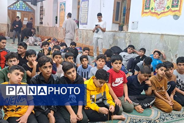 اعتکاف دانش‌آموزی در گناوه