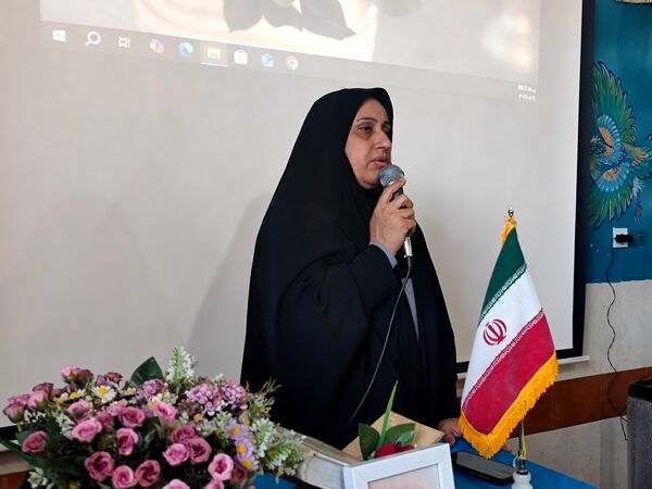 یادآورحماسه سیزدهم آبان دردبیرستان شاهدشهید قاسم سلیمانی