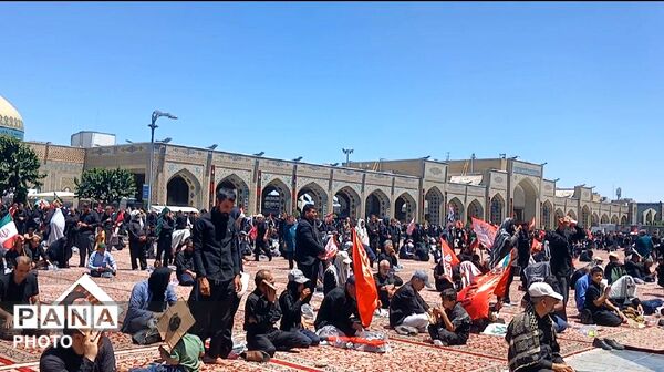 حماسه وفاداری در مشهد؛ حضور میلیونی مردم در بدرقه مقام معظم رهبری