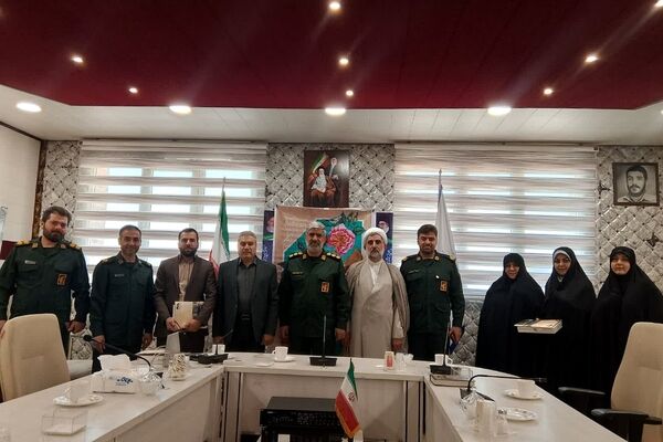 دیدار فرمانده سپاه ناحیه حضرت روح‌الله (ره) با رئیس اداره آموزش و پرورش کهریزک 
