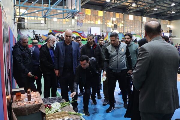 مراسم یادبود مربی بین‌المللی والیبال در سالن سوم خرداد ناحیه دو شهرری 