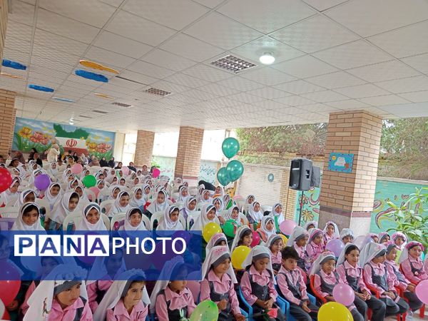 نماهای پرشور جشن شکوفه‌‌‌های میناب