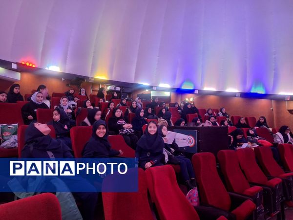 سفر کهکشانی و جشن علم، هیجان و کشف در اردوی علمی فردوسی مشهد