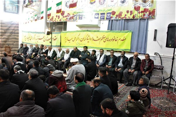 گرامیداشت یاد و خاطره ۱۵ شهید والامقام روستای مومن آباد قم
