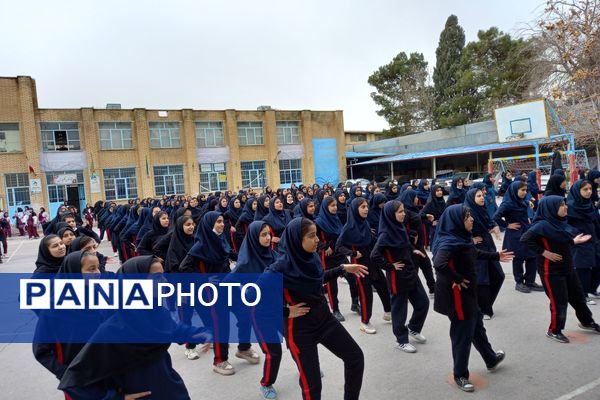 المپیاد ورزشی درون مدرسه‌ای در دبیرستان شاهد فیض ناحیه ۳ شیراز