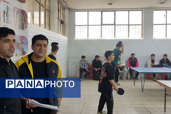 مسابقات قهرمانی تنیس روی میز منطقه کهریزک 