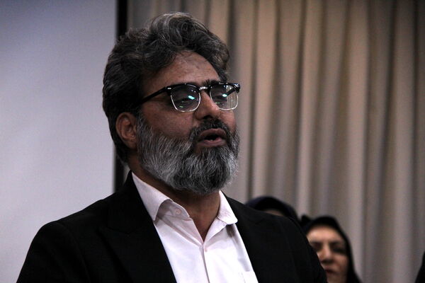 مراسم حافظ خوانی در کانون ام ابیها یزد