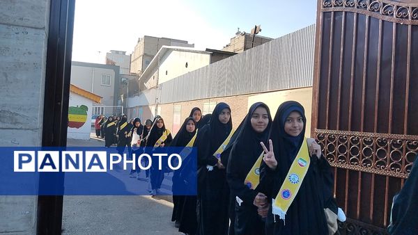 ۱۳ آبان روز دانش آموز و استکبار ستیزی