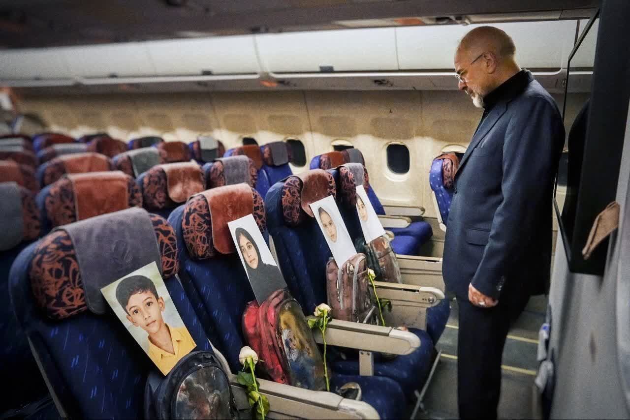 دیپلماسی عزت نسل برخاسته از خون