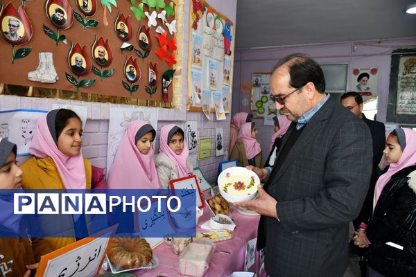 جشن شیر در مدرسه ابتدایی زینب قهرمانی مه‌ولات