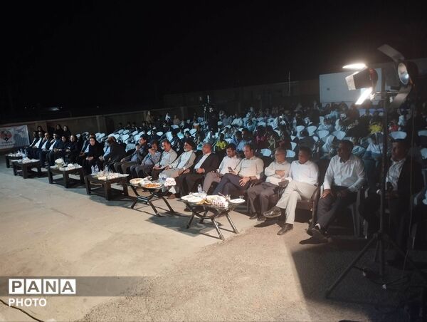 آغاز پویش ملی دهان و دندان در شهر فین با حضور معاون وزیر آموزش‌وپرورش