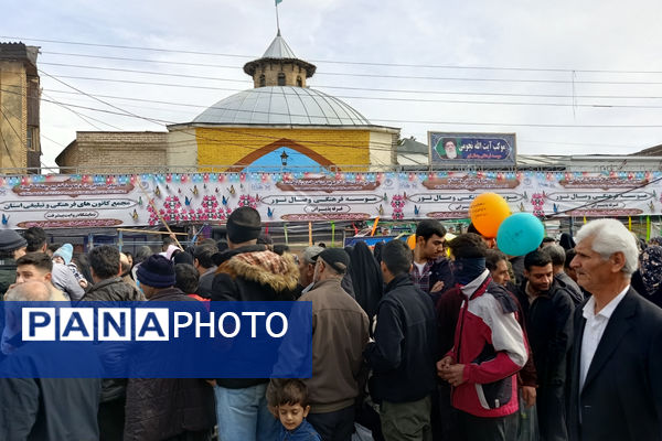 مهمانی کیلومتری نیمه شعبان در کرمانشاه 