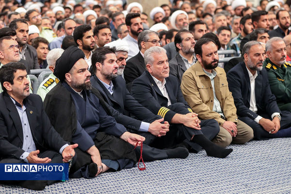 دیدار مسئولان و کارگزاران حج با رهبر انقلاب اسلامی