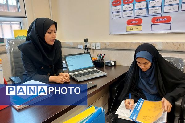 بازدید ارزیابان حوزه پرورشی از فعالیت‌های مدارس منطقه کهریزک 