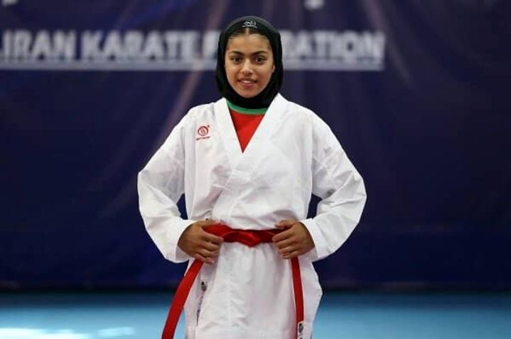دختر کاراته‌کار کهنوج بر قله قهرمانی ایستاد